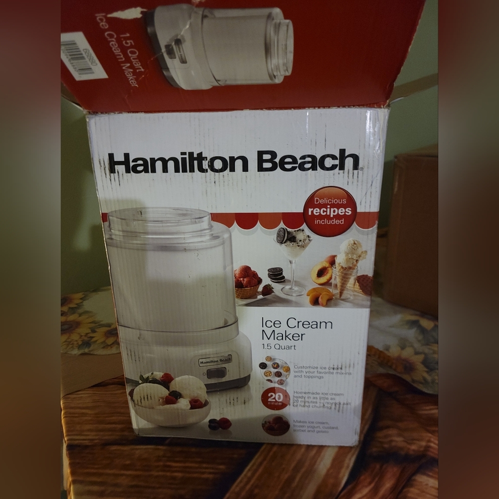Hamilton Beach Ice Cream Maker 1.5 Quart
